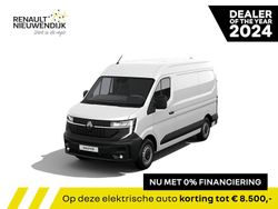 Wit Nieuw 2025 Renault Master Sedan | € 38.867