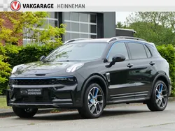 Zwart Gebruikt 2023 Lynk & Co 01 SUV | € 29.950 (Eerlijke prijs)