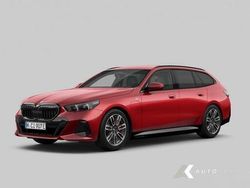 Rood Gebruikt 2024 BMW 530e M Sport Stationwagen | € 64.900
