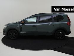 Grijs Gebruikt 2024 Dacia Jogger Extreme MPV | € 25.635 (Iets duurder)