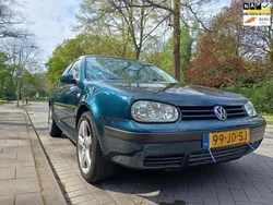 Groen Gebruikt 2002 VW Golf IV Comfortline Hatchback | € 1.450 (Goede deal)