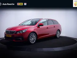 Rood Gebruikt 2019 Peugeot 308 Premium Stationwagen | € 14.125 (Eerlijke prijs)