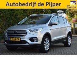 Grijs Gebruikt 2020 Ford Kuga SUV | € 19.955 (Super prijs)