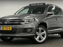 Grijs, metallic lak Gebruikt 2016 VW Tiguan R-line Edition SUV | € 16.995 (Goede deal)