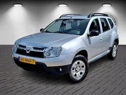 Zilver Gebruikt 2010 Dacia Duster Lauréate SUV | € 5.745 (Eerlijke prijs)