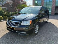Zwart Gebruikt 2015 Chrysler Town & Country Van | € 15.450