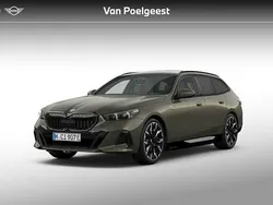 Overige Nieuw 2025 BMW 550e Comfort Edition Stationwagen | € 120.985