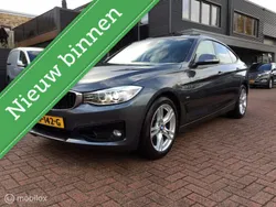 Grijs Gebruikt 2015 BMW 320 Sport Line Sedan | € 18.999 (Duur)