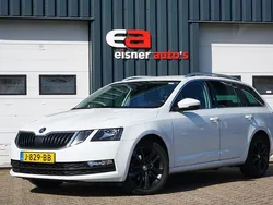 Wit Gebruikt 2020 Skoda Octavia Clever Stationwagen | € 13.899 (Goede deal)
