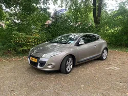 Beige Gebruikt 2009 Renault Mégane Coupé Business Coupé | € 3.750 (Goede deal)