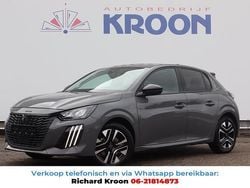 Grijs Gebruikt 2024 Peugeot 208 Allure Hatchback | € 21.900 (Goede deal)