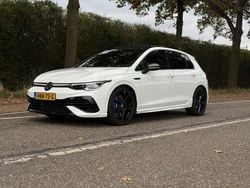 Wit Gebruikt 2021 VW Golf VIII R Hatchback | € 39.250 (Eerlijke prijs)