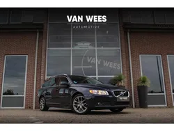 Blauw Gebruikt 2013 Volvo V70 Summum Stationwagen | € 11.950 (Eerlijke prijs)
