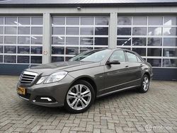 Grijs Gebruikt 2010 Mercedes E250 Avantgarde Sedan | € 14.950 (Eerlijke prijs)
