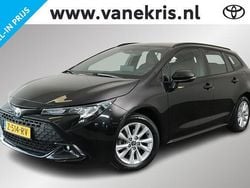 Zwart Gebruikt 2024 Toyota Corolla Active Stationwagen | € 28.399 (Eerlijke prijs)