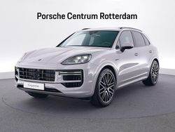 Grijs Gebruikt 2025 Porsche Cayenne Turbo SUV | € 249.900