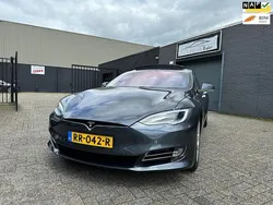 Grijs Gebruikt 2018 Tesla Model S Sedan | € 24.950 (Goede deal)