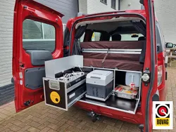 Rood Gebruikt 2020 Dacia Dokker Van | € 24.545