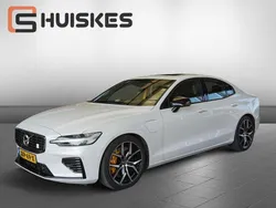 Wit Gebruikt 2021 Volvo S60 Sedan | € 39.950 (Eerlijke prijs)