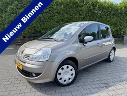 Bruin, metallic lak Gebruikt 2011 Renault Modus Night&Day MPV | € 6.750 (Iets duurder)