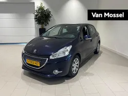 Blauw Gebruikt 2014 Peugeot 208 Active Hatchback | € 7.900 (Eerlijke prijs)