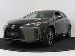 Terrane khaki metallic (donker groen metallic) Gebruikt 2024 Lexus UX 300e Sport Line SUV | € 59.950