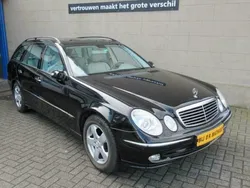 Zwart Gebruikt 2004 Mercedes E200 Avantgarde Stationwagen | € 6.950 (Iets duurder)