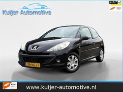 Zwart (metallic) Gebruikt 2010 Peugeot 206 Hatchback | € 2.945