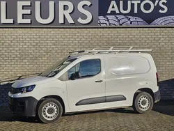 Wit Gebruikt 2021 Peugeot Partner Premium MPV | € 11.950 (Eerlijke prijs)