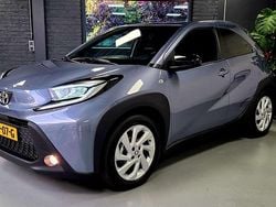 Grijs Gebruikt 2025 Toyota Aygo Active Hatchback | € 19.950 (Eerlijke prijs)