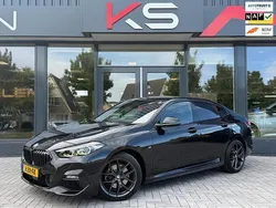 Zwart Gebruikt 2020 BMW 218 Executive Coupé | € 25.450 (Eerlijke prijs)