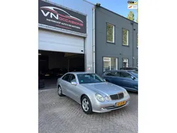 Grijs Gebruikt 2003 Mercedes E240 Avantgarde Sedan | € 3.950 (Goede deal)