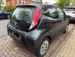 Grijs Gebruikt 2019 Toyota Aygo X-play Hatchback | € 8.300 (Goede deal)