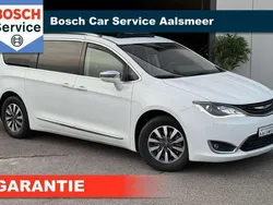 Wit Gebruikt 2018 Chrysler Pacifica Limited SUV | € 36.500
