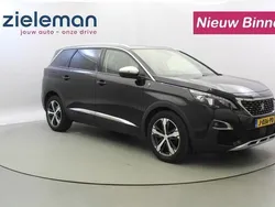 Zwart Gebruikt 2020 Peugeot 5008 Crossway MPV | € 18.845 (Eerlijke prijs)