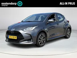 Grijs Gebruikt 2023 Toyota Yaris Hybrid Hatchback | € 23.250 (Eerlijke prijs)