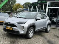Grijs Gebruikt 2024 Toyota Yaris Cross SUV | € 25.950 (Super prijs)