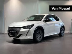 Wit Gebruikt 2023 Peugeot e-208 Allure Hatchback | € 36.840