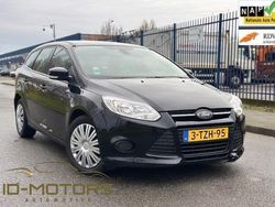 Zwart Gebruikt 2014 Ford Focus Trend Stationwagen | € 3.999 (Super prijs)