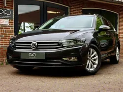 Grijs Gebruikt 2020 VW Passat Comfortline Stationwagen | € 22.900 (Goede deal)
