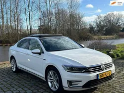 Wit Gebruikt 2016 VW Passat GTE Sedan | € 16.799 (Goede deal)