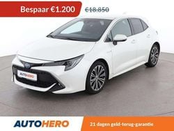 Wit Gebruikt 2020 Toyota Corolla Design Hatchback | € 17.849 (Goede deal)