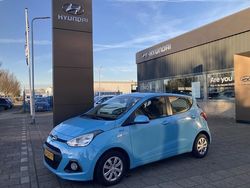 Blauw Gebruikt 2016 Hyundai i10 Comfort Hatchback | € 7.500 (Eerlijke prijs)