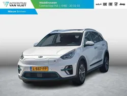 Wit, metallic lak Gebruikt 2021 Kia e-Niro SUV | € 24.395 (Super prijs)