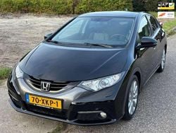 Zwart Gebruikt 2012 Honda Civic Executive Hatchback | € 7.499 (Super prijs)
