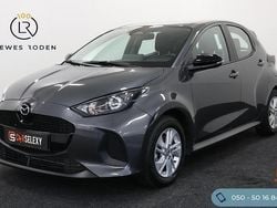 Grijs Gebruikt 2025 Mazda 2 Center-Line Hatchback | € 22.990 (Eerlijke prijs)