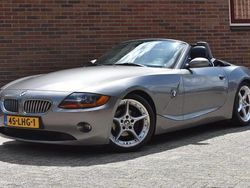 Grijs, metallic lak Gebruikt 2003 BMW Z4 Cabriolet | € 10.949 (Super prijs)