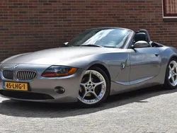 Grijs, metallic lak Gebruikt 2003 BMW Z4 Cabriolet | € 10.949 (Super prijs)