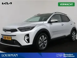 Grijs Gebruikt 2025 Kia Stonic Play SUV | € 29.950 (Iets duurder)