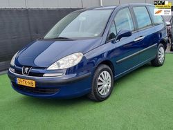 Blauw Gebruikt 2006 Peugeot 807 MPV | € 8.990